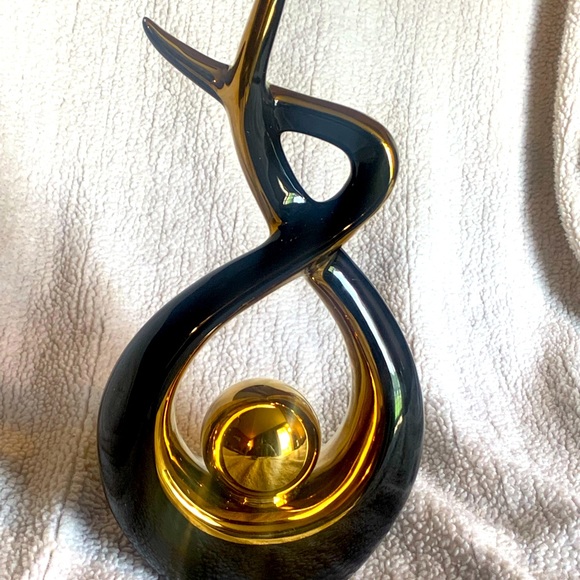Norrclp Home Decor Modern Abstract art Ceramic Statue 12.5”x 6.5”W BLK/GOLD - Picture 1 of 6